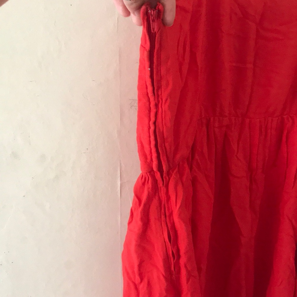 Red Dress - Picture 5 of 5